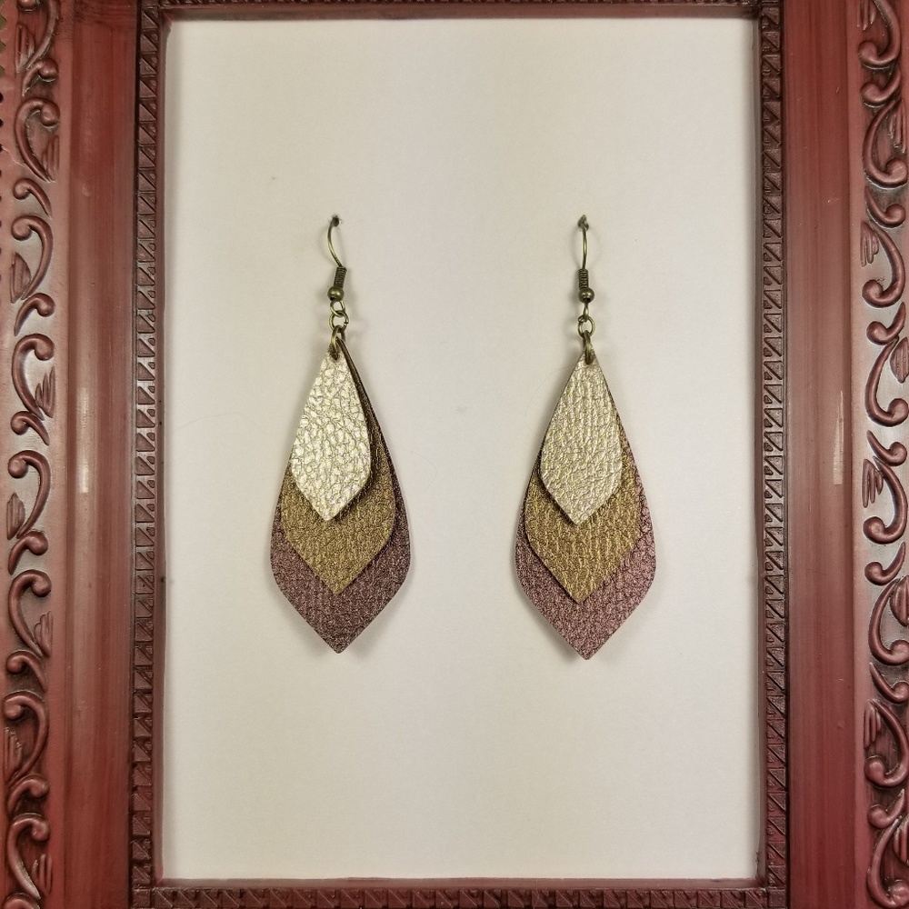 💎Handmade Leather 3-layer Earrings
